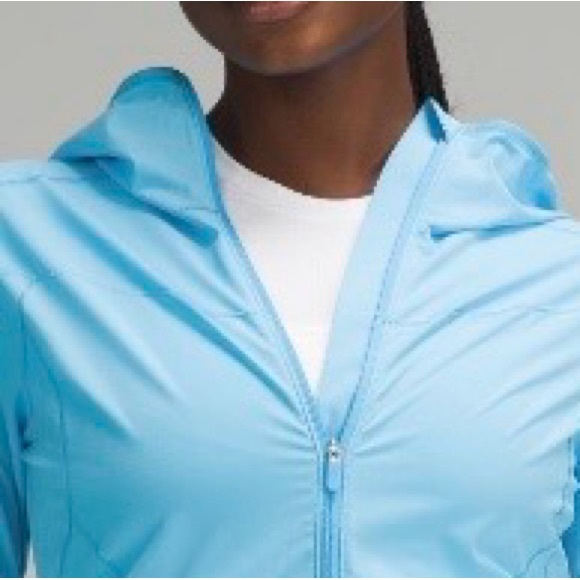 lululemon mist over windbreaker Women's Kayak Blue Light Jacket - Picture 5 of 5